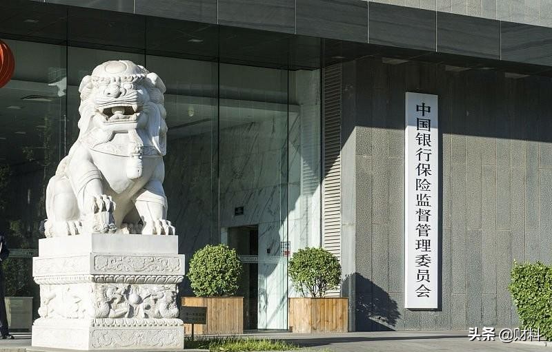 为何信用卡逾期还款，银行宁愿催收，也不起诉？最低还款可行吗？