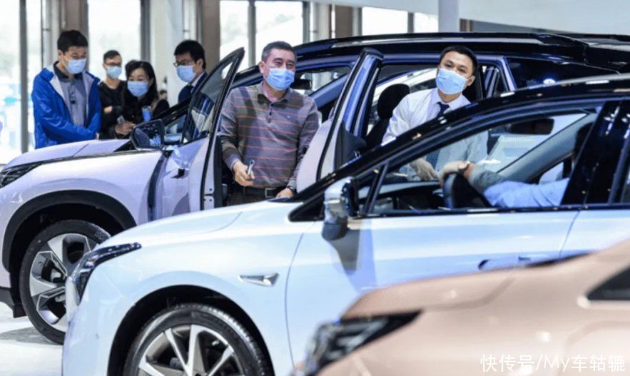 疯狂“撒钱”救车市:可救急 难救穷