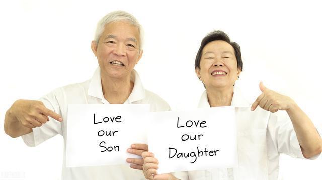 儿子欠债，被网贷公司起诉并申请财产保全，能否冻结父母的银行卡