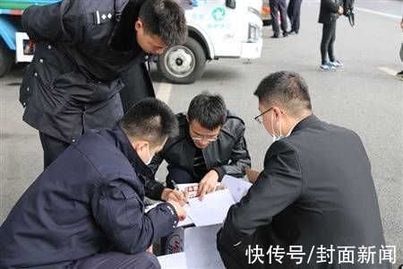 场面壮观！成都某私营环卫公司贷款1200万元逾期未还 上百辆环卫车被强制执行