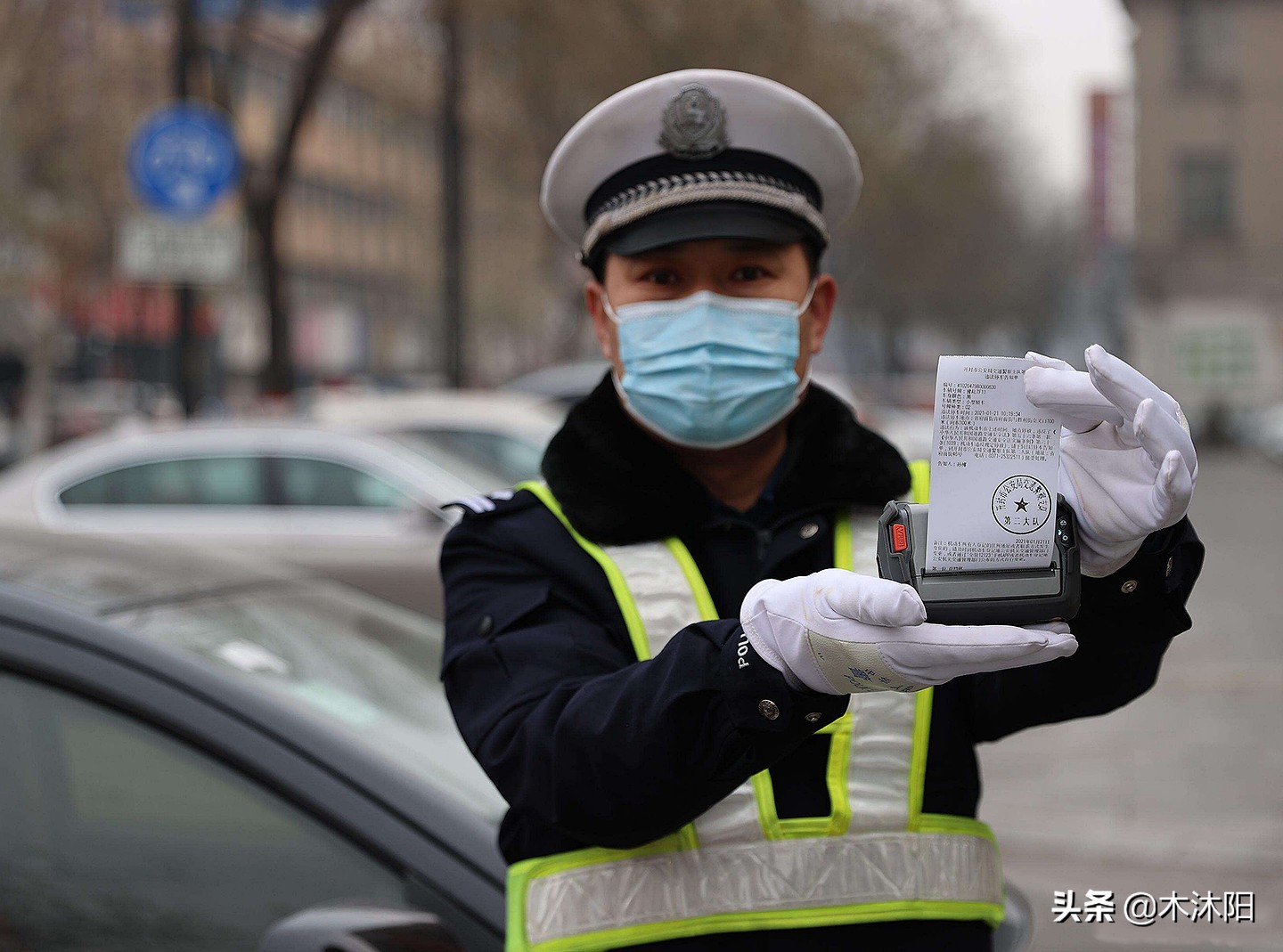 驾驶证逾期怎么办？重考还是罚款？告诉你处理方法