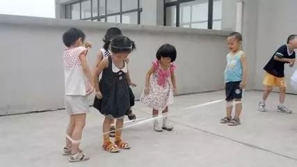 信贷人是如何过“儿童节”的？