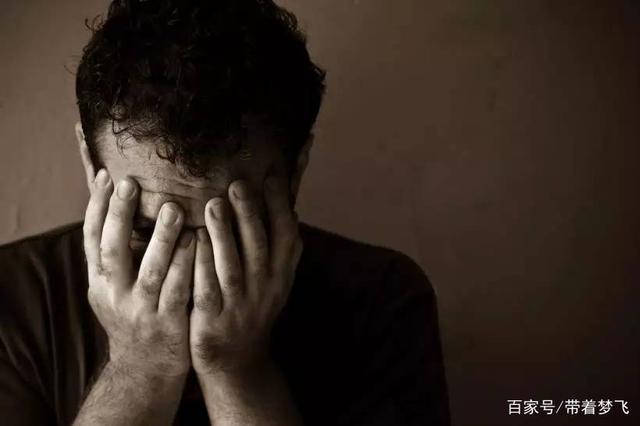 男子信用卡透支十余万，逾期851天还款100元！信用卡诈骗罪获刑