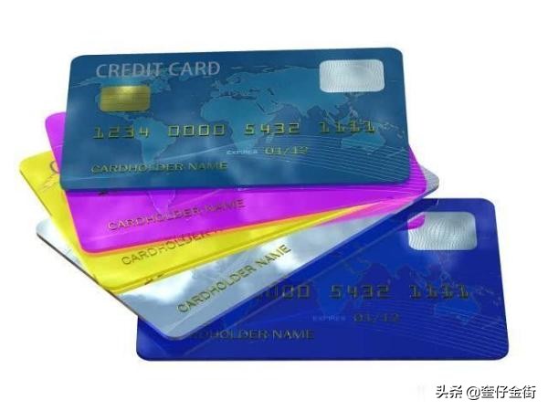信用卡逾期8万元，银行说必须一次性结清，不然就起诉，该怎么办