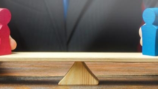 贷款逾期收到法院传票怎么办？河南九博律所，为您解答