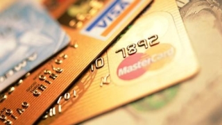 信用卡逾期后多久会被起诉？信催收会打家人或者朋友的电话吗？