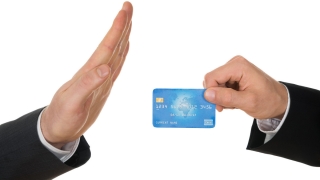 如何处理信用卡逾期？