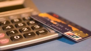 招商信用卡逾期会导致其他银行信用卡都被封卡降额吗