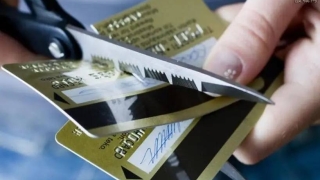 招商信用卡逾期被起诉还可以坐飞机吗 协商还款失败咋处理