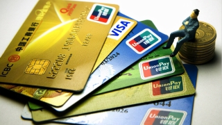 银行卡使用迎新规，“逾期情况”或有转机？超前消费利弊要知悉