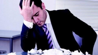 贷款逾期后每天都是还款日，面对频繁的暴力催收现象借款人很糟心