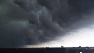 现金贷监管落地夜：催收通宵加班暴力方式频现 上市公司股价暴跌