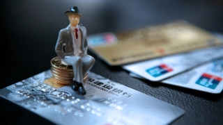 信用卡逾期怎么办，以下方法教大家降低信用卡逾期坐牢风险