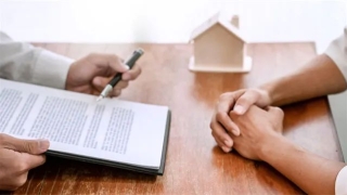 车贷逾期两个月,第三方担保公司收取违约金合理吗?