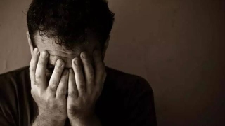 男子信用卡透支十余万,逾期851天还款100元!信用卡诈骗罪获刑